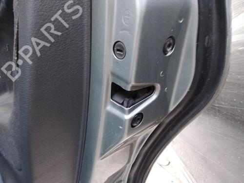 Højre bagtil lås VW PASSAT B5.5 (3B3) [2000-2005]  30882293