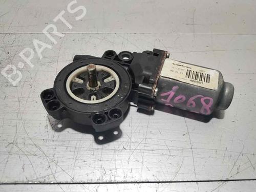 right-front-window-motor-renault-clio-iii-br01-cr01-2005-2006-2007-2008-2009-2010-2011-2012-2013-2014-33397265 main image