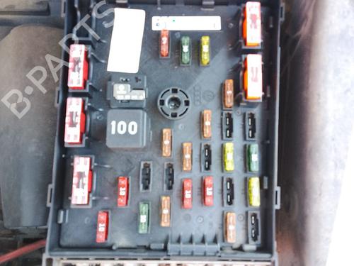 Used Fuse box Fuse box 36780836 36780836