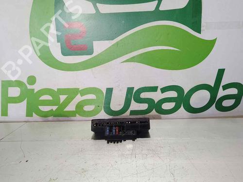 Used Fuse box MERCEDES-BENZ E-CLASS (W210) E 290 Turbo-D (210.017) (129 hp) 31646053