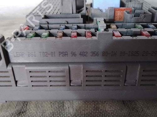 Fuse box CITROËN C5 I (DC_) 2.0 HDi (DCRHZB, DCRHZE) | BP26482130E1 