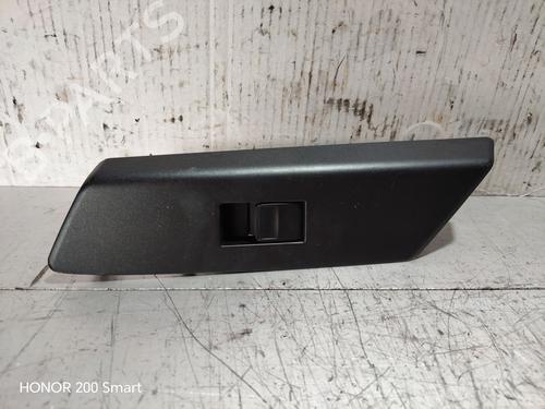 left-rear-window-switch-toyota-rav-4-v-_a5_-_h5_-2018-36275513 main image