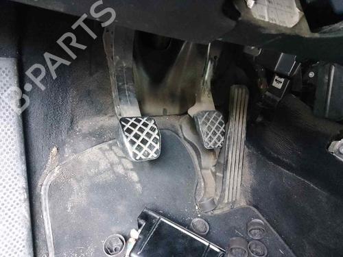 Used Clutch pedal VW PASSAT B6 (3C2) [2005-2011]  28458813