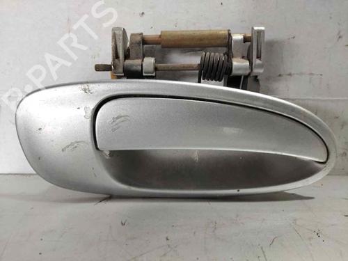 Used Front right exterior door handle Front right exterior door handle TOYOTA AVENSIS Liftback (_T22_) 1.6 i (AT220_, AT220R) (110 hp) 34345542 34345542