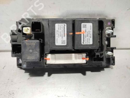 Used Fuse box Fuse box TOYOTA PRIUS (_W3_) 1.8 Hybrid (ZVW3_) (99 hp) 28461495 28461495