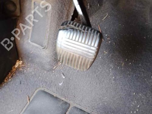 Used Clutch pedal NISSAN PRIMERA (P12) [2002-2025]  28454767
