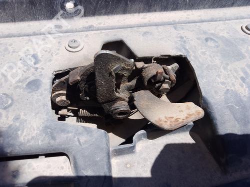 hood-lock-peugeot-206-cc-2d-2000-2001-2002-2003-2004-2005-2006-2007-2008-36648295 main image