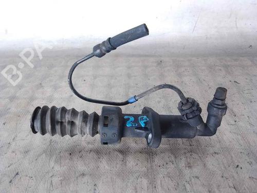Used Clutch slave cylinder CITROËN C4 I (LC_) [2004-2014]  26470624