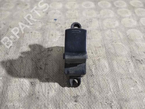 Used Right front window switch NISSAN MICRA III (K12) [2002-2010]  28123284