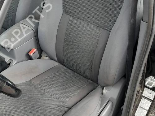 Used Left front seat Left front seat TOYOTA RAV 4 II (_A2_) [2000-2005] 33619690 33619690