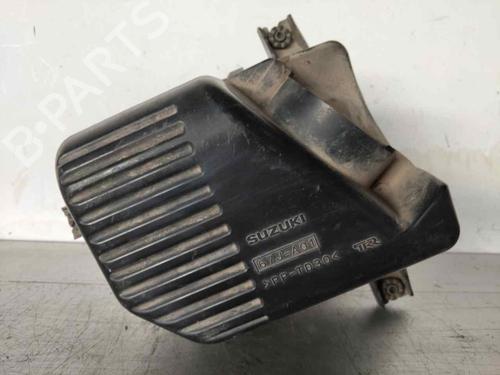 Used Air filter box Air filter box SUZUKI GRAND VITARA II (JT, TE, TD) 1.9 DDiS All-wheel Drive (JT419, TD44, JB419WD, JB419XD,... (129 hp) 33851681 33851681