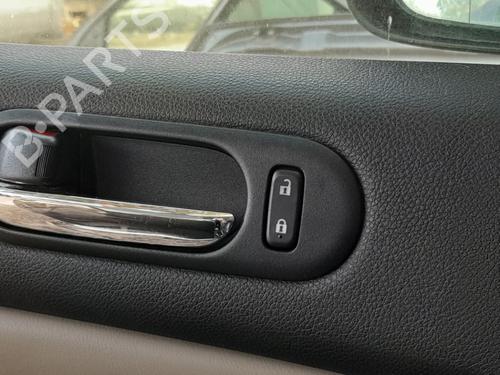 front-left-interior-door-handle-mazda-cx-7-er-2006-2007-2008-2009-2010-2011-2012-2013-2014-33819744 main image
