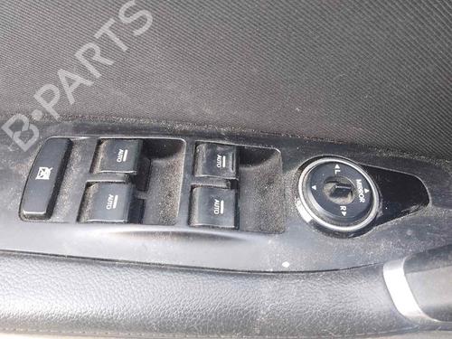Used Left front window switch HYUNDAI i40 I (VF) 1.7 CRDi (116 hp) 28460812