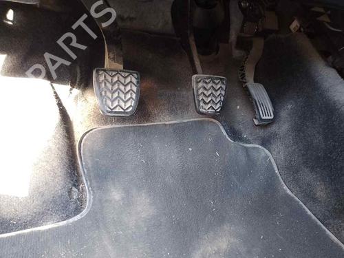Pedal TOYOTA YARIS (_P9_) 1.33 VVT-i (NSP90_, NSP90R) (100 hp) 28458885