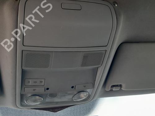 Używane Lampa oświetlenia wnętrza Lampa oświetlenia wnętrza VW GOLF V (1K1) [2003-2010] 34251500 34251500