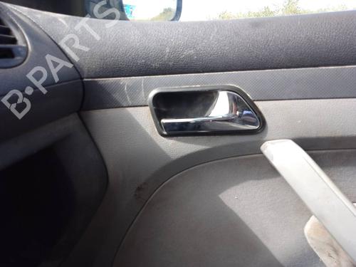 Used Front right interior door handle Front right interior door handle 39562458 39562458