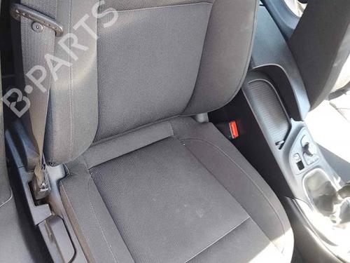 Used Right front seat OPEL INSIGNIA A (G09) 2.0 CDTI (68) (131 hp) 28454797