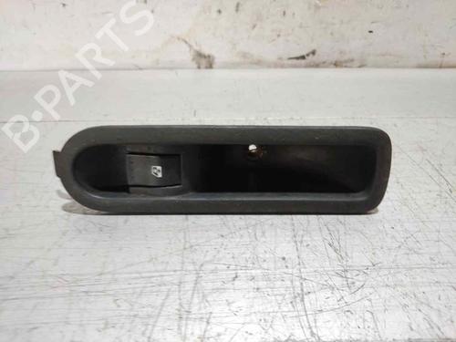 Comutador vidro trás esquerdo Comutador vidro trás esquerdo RENAULT MEGANE II Saloon (LM0/1_) [2003-2026] 33905970 33905970