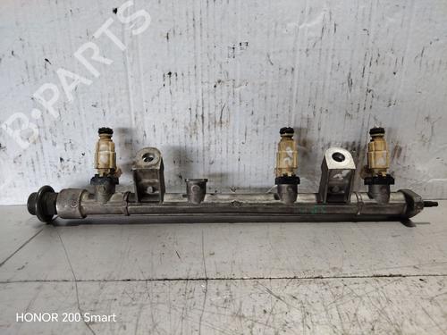Used Injection rail Injection rail HYUNDAI TUCSON (JM) 2.0 All-wheel Drive (141 hp) 36048977 36048977