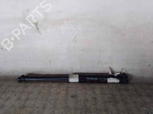 Used Tailgate lift support BMW 3 Touring (E91) 320 d (163 hp) 26471099