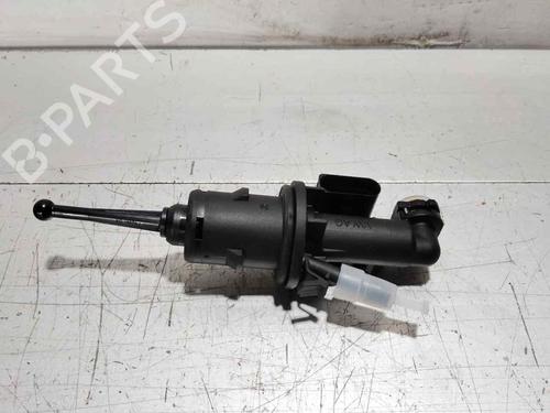 clutch-slave-cylinder-vw-passat-b6-3c2-2005-2006-2007-2008-2009-2010-2011-32985998 main image