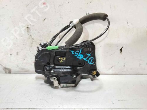 front-left-lock-toyota-auris-estate-_e18_-2013-2014-2015-2016-2017-2018-29713472 main image