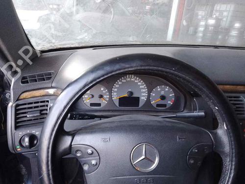 Used Dashboard MERCEDES-BENZ E-CLASS (W210) E 320 CDI (210.026) (197 hp) 28465408