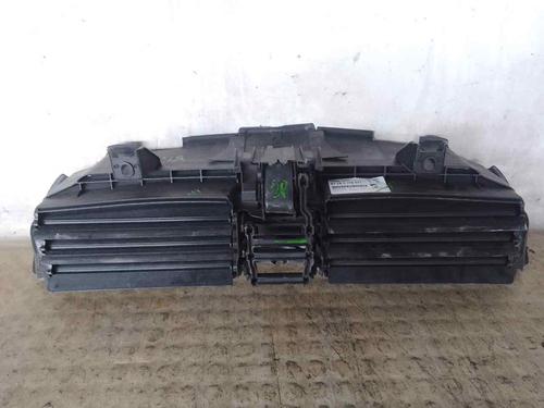 Grille BMW 3 (E90) 318 i | BP28169371C40 