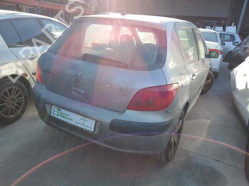 Left headlight PEUGEOT 307 (3A/C) 2.0 HDi 110 | BP26476480C28 