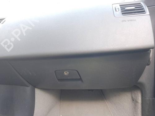Used Glove box Glove box VOLVO C30 (533) D5 (180 hp) 39690655 39690655