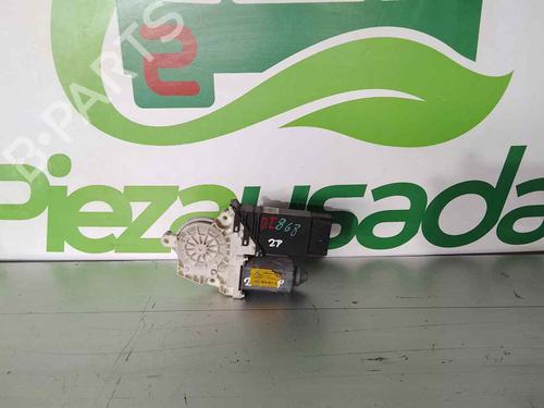 Motor elevalunas delantero izquierdo VW GOLF IV (1J1) [1997-2008]  30775224