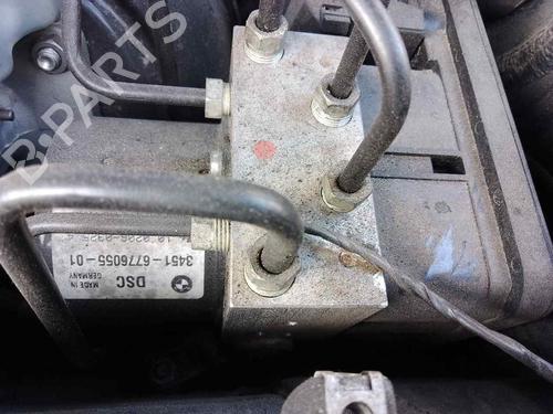 Used ABS pump BMW 3 Touring (E91) 320 d (163 hp) 28453418
