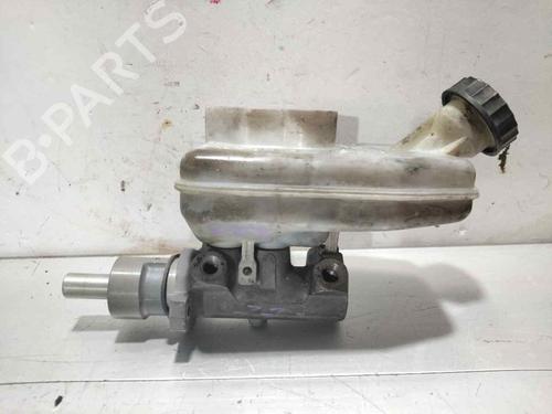 Used Brake master cylinder Brake master cylinder FORD TRANSIT Van (FA_ _) 2.0 DI (FAE_, FAF_, FAG_) (100 hp) 32753301 32753301