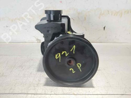 Used Steering pump Steering pump MERCEDES-BENZ C-CLASS (W204) C 200 Kompressor (204.041) (184 hp) 33985814 33985814