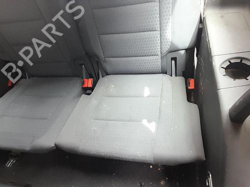Sæde bagtil (3. række) Sæde bagtil (3. række) VW TOURAN (1T1, 1T2) 2.0 TDI (136 hp) 34343503 34343503