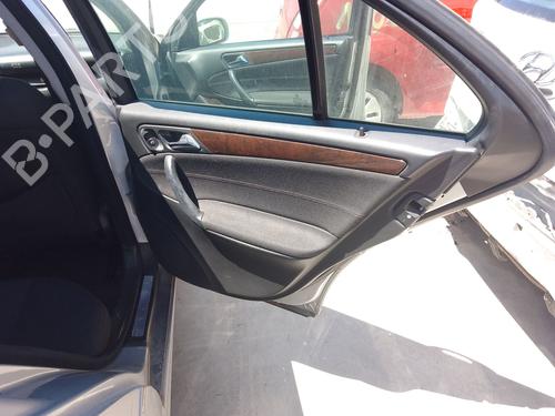 Høyre bakpanel Høyre bakpanel MERCEDES-BENZ C-CLASS (W203) [2000-2007] 36073245 36073245