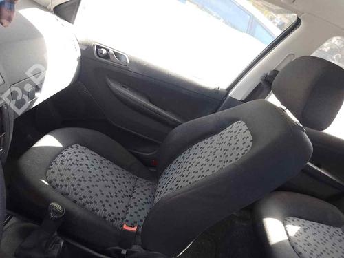 Used Right front seat SKODA FABIA I (6Y2) [1999-2008]  28460566