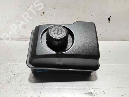 Servolenkungsbehälter für VOLVO XC90 I (275) D5 AWD (163 hp) 33160642