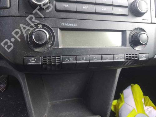 Used Climate control VW POLO IV (9N_, 9A_) 1.4 16V (80 hp) 28469247