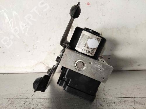 Used ABS pump ABS pump PEUGEOT 206+ (2L_, 2M_) 1.1 (60 hp) 33884802 33884802
