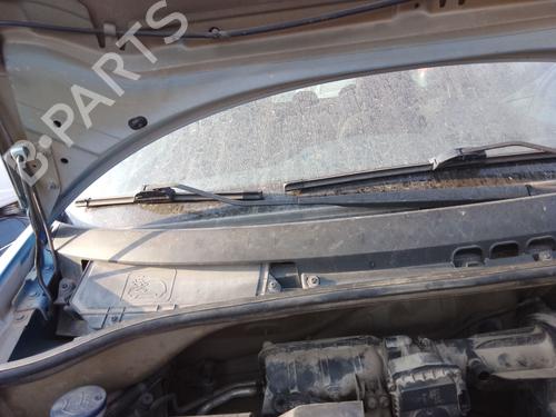 Used Front windshield wiper arm Front windshield wiper arm 36915539 36915539