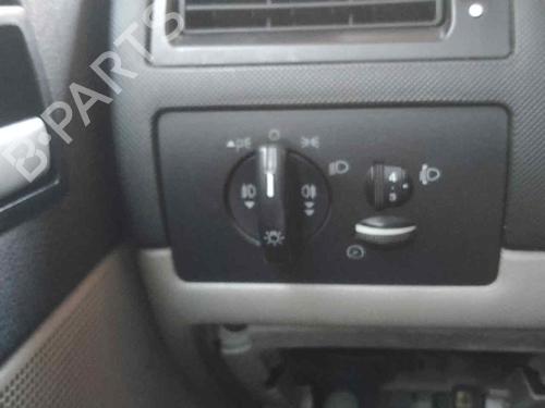 Used Headlight switch FORD MONDEO III Saloon (B4Y) 2.0 16V TDDi / TDCi (115 hp) 28469286