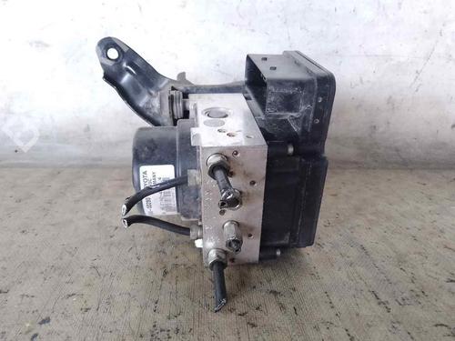 Used ABS pump TOYOTA YARIS (_P13_) 1.5 (NSP131_) (112 hp) 26485533