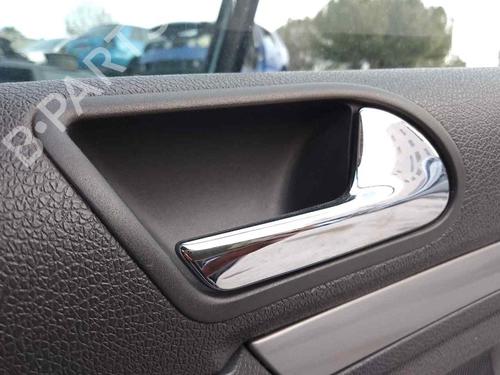 Højre bagtil invendig håndtag VW GOLF V (1K1) [2003-2010]  28453149