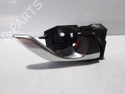 Used Front right interior door handle Front right interior door handle 39183299 39183299