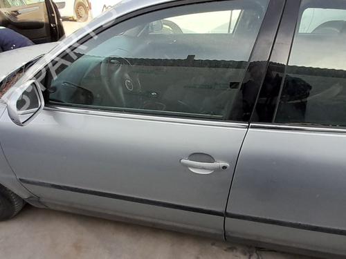 Used Left front door Left front door VW PASSAT B5.5 (3B3) 1.9 TDI (130 hp) 32366415 32366415