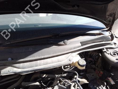 Used Front windshield wiper arm Front windshield wiper arm VOLVO C30 (533) 1.6 D (109 hp) 36566051 36566051