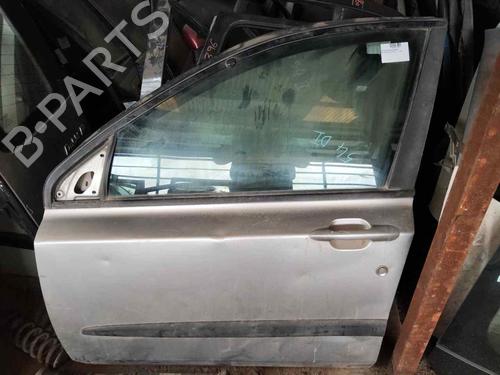 Used Left front door Left front door FIAT STILO (192_) [2001-2010] 26478580 26478580