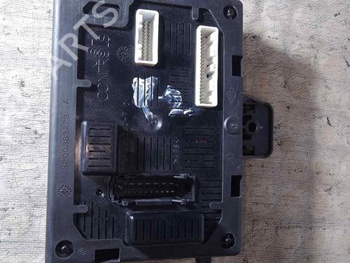 Used Control unit RENAULT CLIO III (BR0/1, CR0/1) 1.5 dCi (C/BR0G, C/BR1G) (68 hp) 26475449