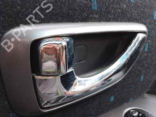 Used Front left interior door handle HYUNDAI TERRACAN (HP) [2001-2008]  28453024